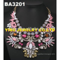 Collier de mode et costume rhinestone